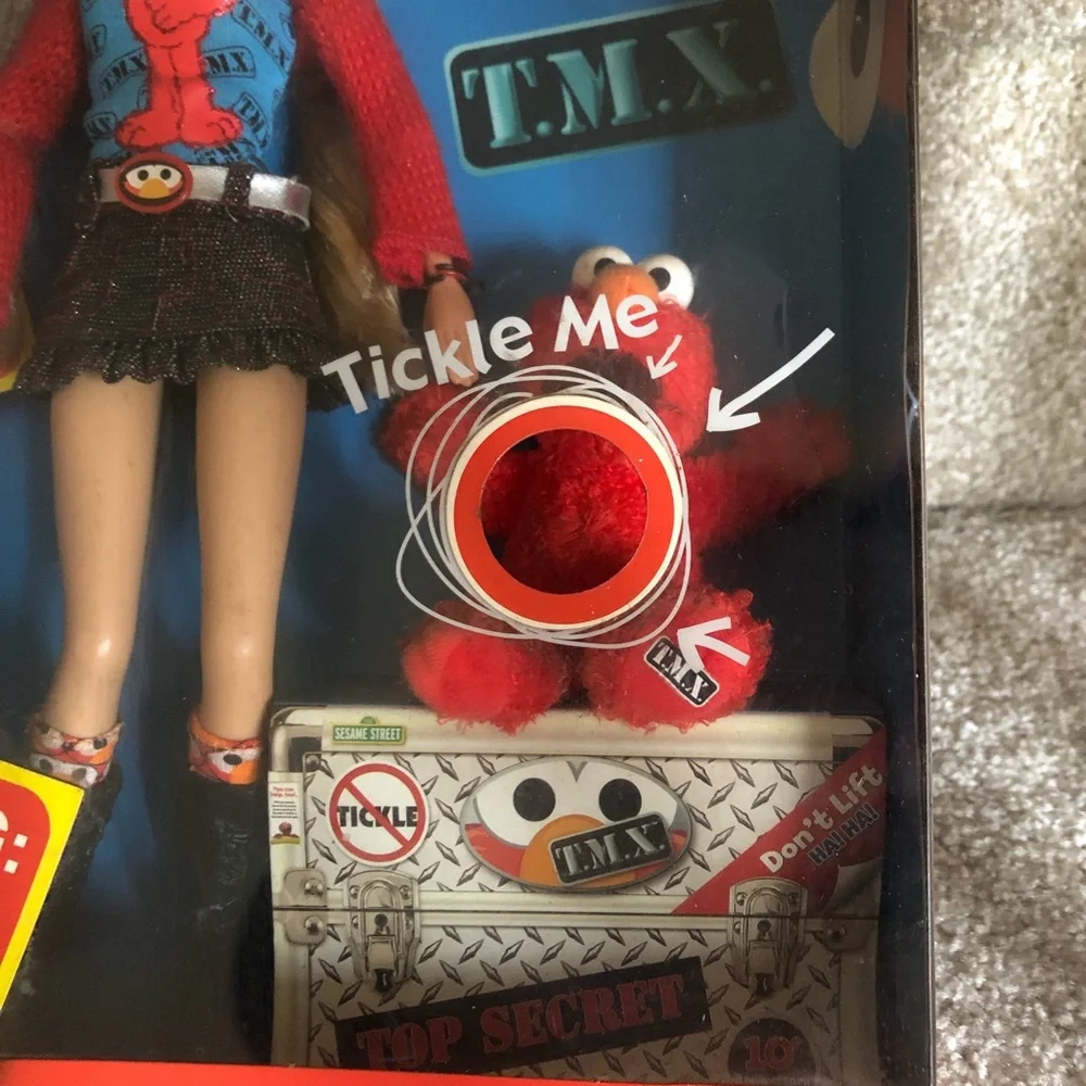 Vintage sesame Street Barbie and Tickle Me Elmo Elmo Barbie Doll Set